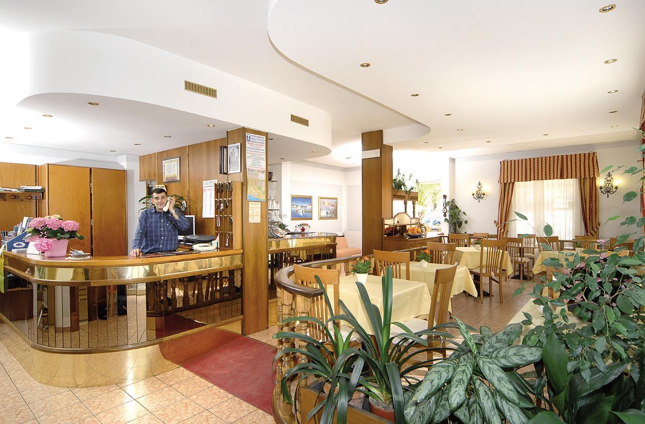 Albergo Savoia أوسبيداليتي المظهر الخارجي الصورة