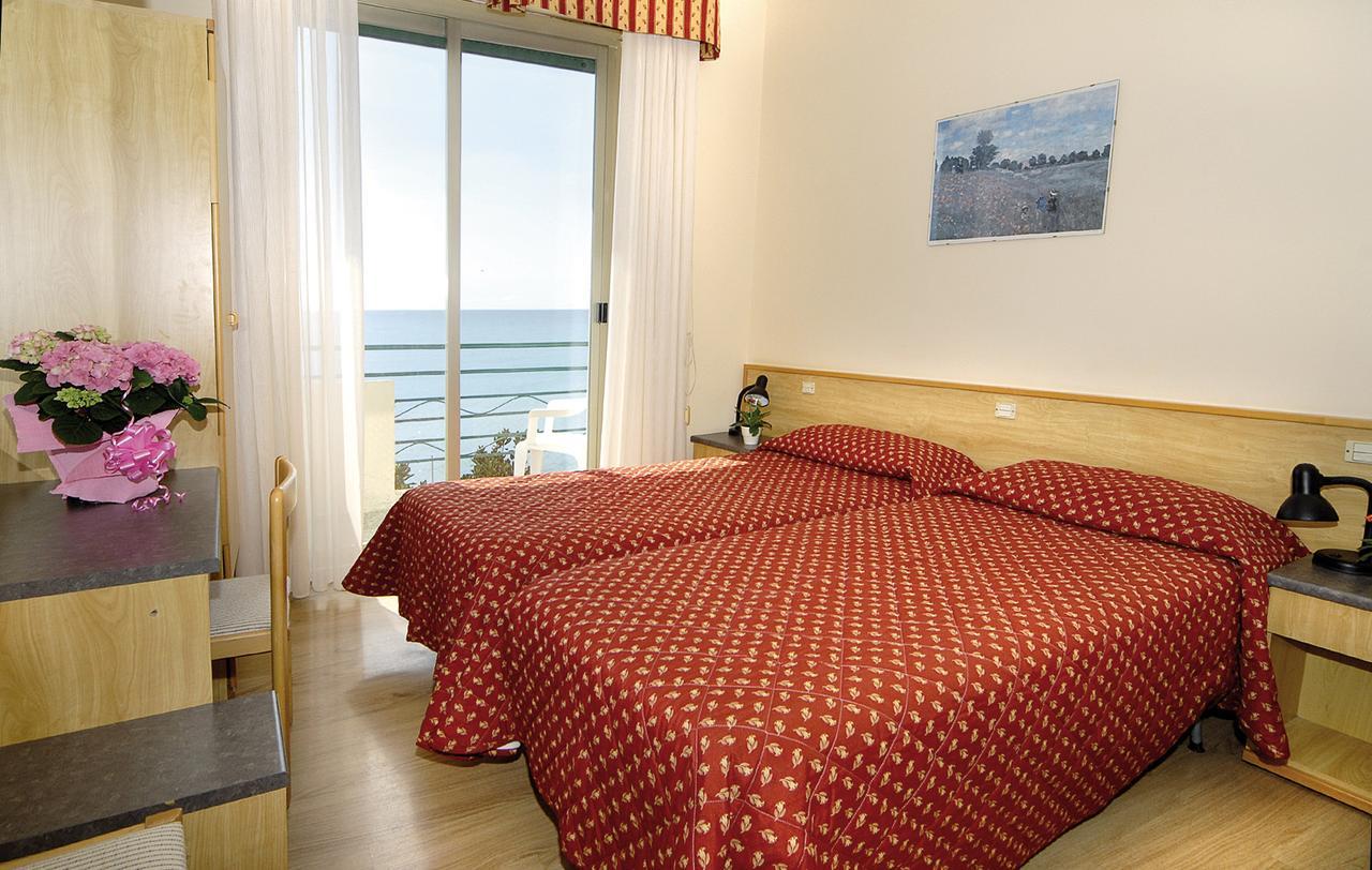 Albergo Savoia أوسبيداليتي المظهر الخارجي الصورة